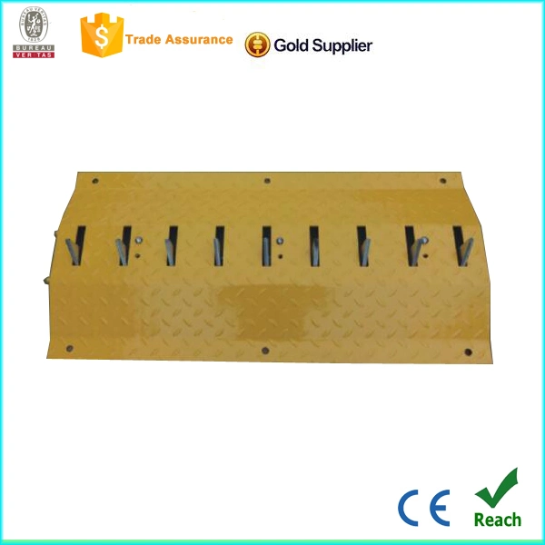 Factory Made Yellow Manual Gate Tyre Killer